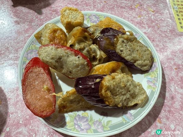 最鍾意食煎釀三寶同乾炒牛河，好有香港特色嘅美食，好有滋味