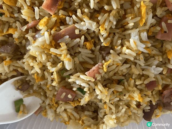 楊洲炒飯美味又飽肚，食埋泡芺好吃又開心，最喜歡士多啤梨味又可...