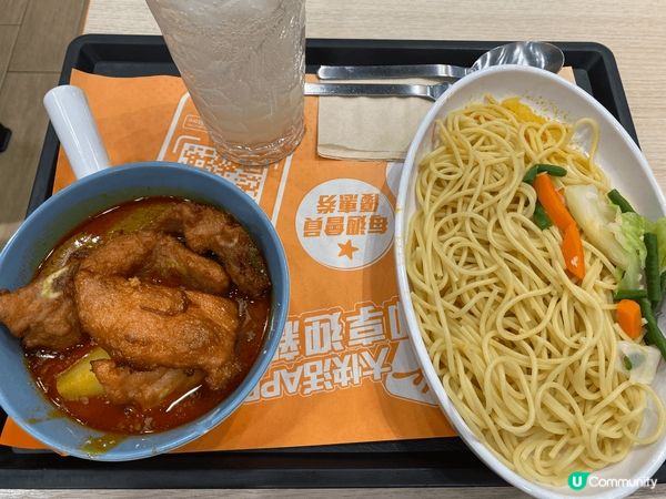 大快活咖哩豬扒意粉，熱度十足，豬扒肉質嫩滑，外脆肉嫩、有肉汁...