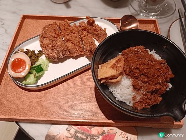 TEAWOOD引入優秀台式餐廳經營模式和餐飲服務，為顧客提供...