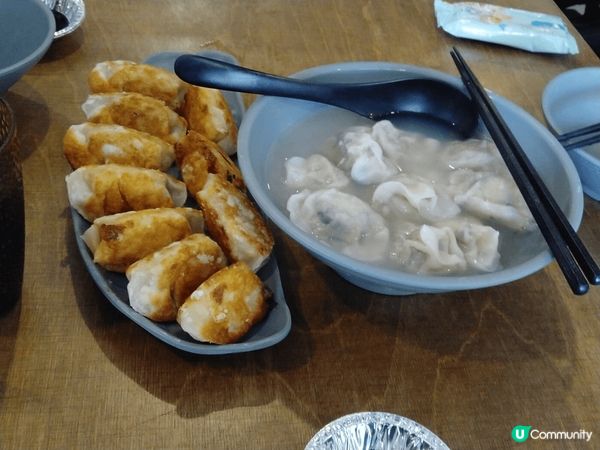 餃子絕對係港式經典美食，煎餃湯餃各有所好，相中係好出名既甜記...