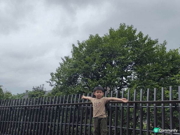 帶住呢兩兄妹外遊，雖然係攰，不過可以令佢地見識多D野，親親大...