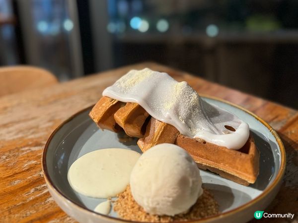 尖沙咀高質Cafe 木質溫暖，城市光影 ✨  Ukiyk