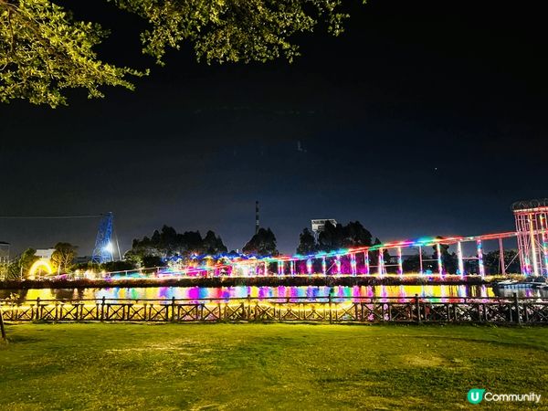 一張香港坐摩天輪，兩張在汕頭