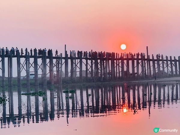 有塞浦路斯出名嘅玻璃水、緬甸嘅日落本立橋，南疆嘅金秋沙漠，奧...