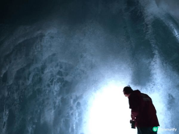 有塞浦路斯出名嘅玻璃水、緬甸嘅日落本立橋，南疆嘅金秋沙漠，奧...