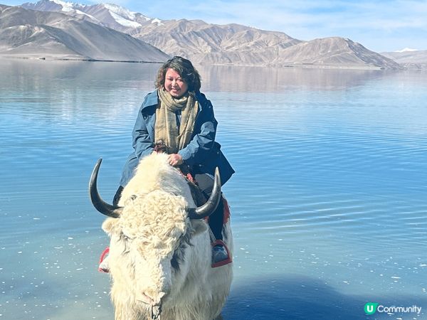 有塞浦路斯出名嘅玻璃水、緬甸嘅日落本立橋，南疆嘅金秋沙漠，奧...