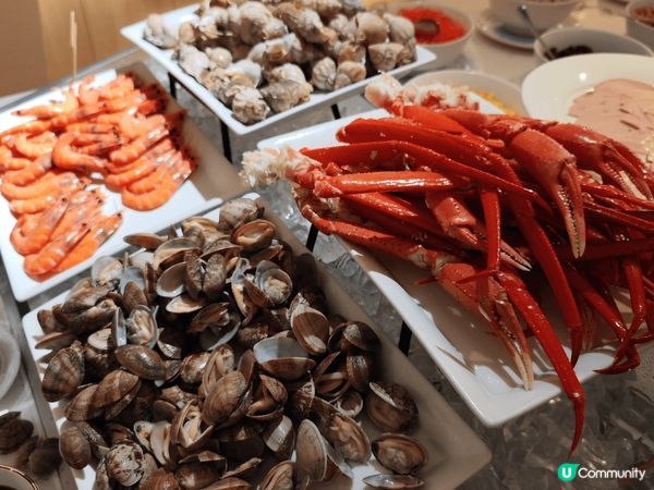 香港萬怡酒店MoMo Café自助晚餐性價比高👍🏻！即開生蠔...