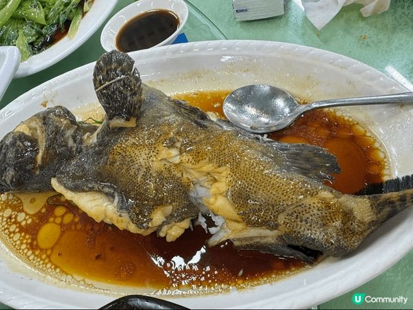 這家位於深圳南澳的「景好海鮮餐廳」，海鮮新鮮又美味，款式還多...