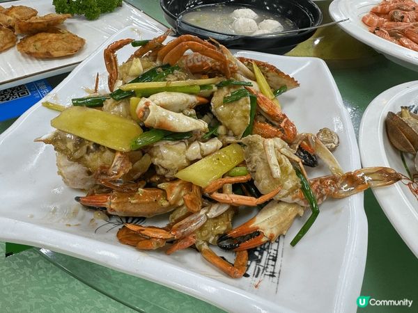 這家位於深圳南澳的「景好海鮮餐廳」，海鮮新鮮又美味，款式還多...