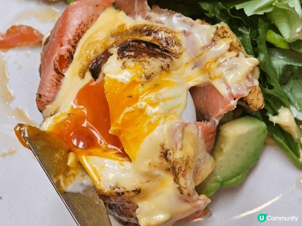 黑松露芝士薯條，就算係咁邪惡，我都忍唔住要食晒佢，仲有三文魚...