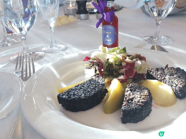 這是在日本及愛爾蘭的美食，很特别，特别是愛爾蘭的血腸，是它們...