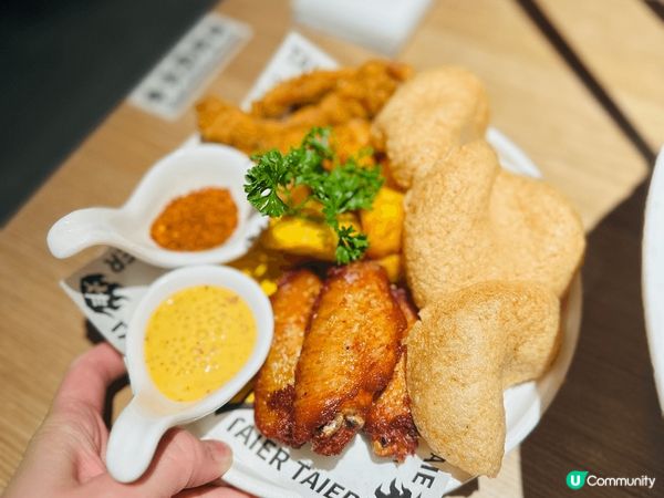 呢個糖水係福田既千芋本鋪 賣相都好精緻 個奶茶吾會太甜 d芒...