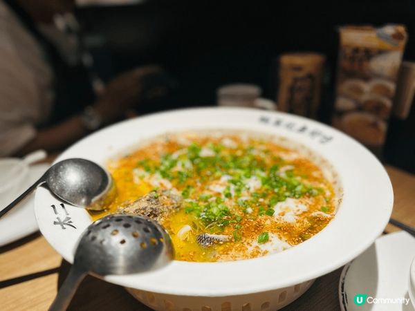 呢個糖水係福田既千芋本鋪 賣相都好精緻 個奶茶吾會太甜 d芒...