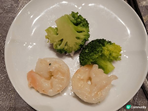 肯德基芝士雞肉蛋意包這個竟然有驚喜，比平時肯德基d包好食同大...