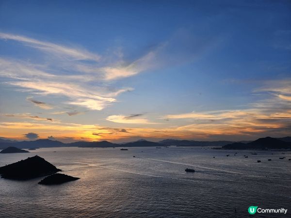 位於香港島堅尼地城新海旁的日落美景，是難得的海景、更是 “打...