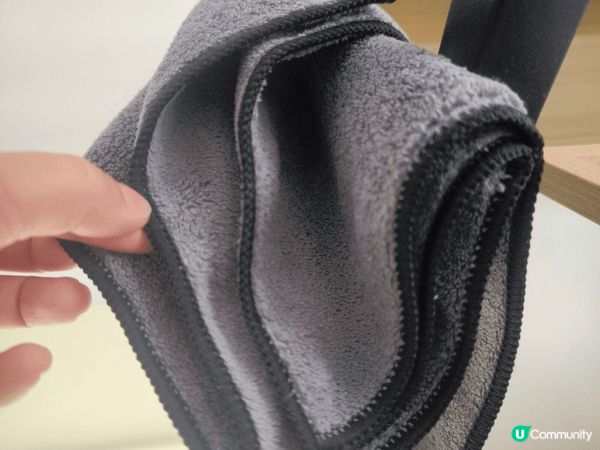 清潔「好幫手」的特點是：輕巧、使用方法簡單，以及方便清洗且可...