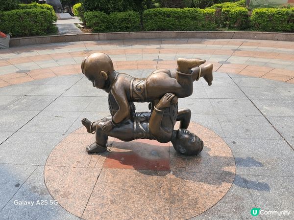 廣西賀州之旅，剛巧遇上它們的公眾假期，它們有慶祝活動，很熱鬧...