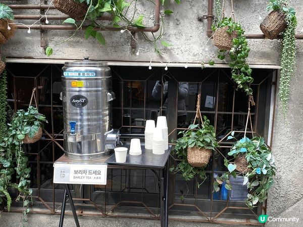 韓國小巷美食，購物之餘，不妨停下腳步，醫飽肚再繼續血併又或在...