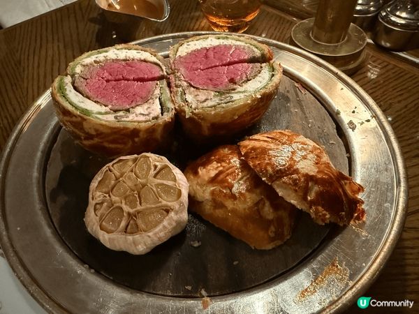 係我食咁多次威靈頓牛柳入面，非常好味既一次，焗得岩岩好，唔會...