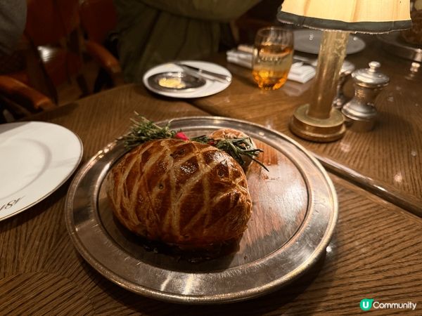 係我食咁多次威靈頓牛柳入面，非常好味既一次，焗得岩岩好，唔會...