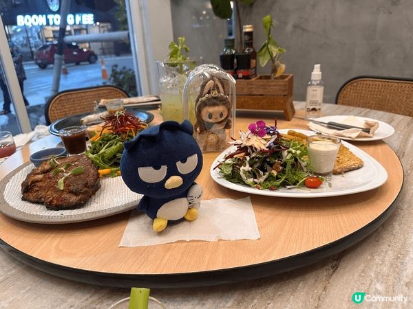 去泰國更係要飲飲食食啦，又平又靚，環境又好，仲唔會比人趕走