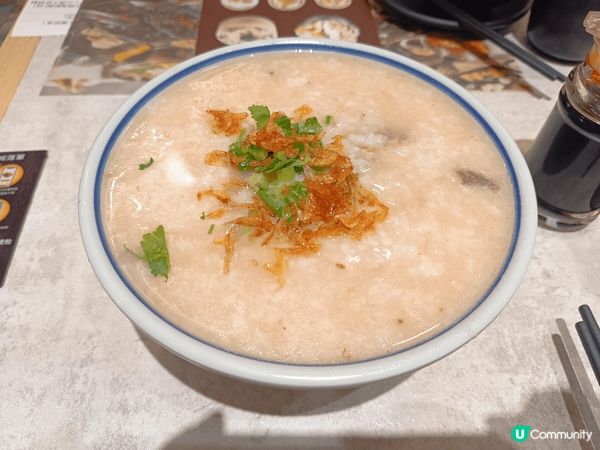 最近去試鍋心的海鮮粥同蒸飯，同大大煲的蒸海鮮鍋唔同，就算一個...