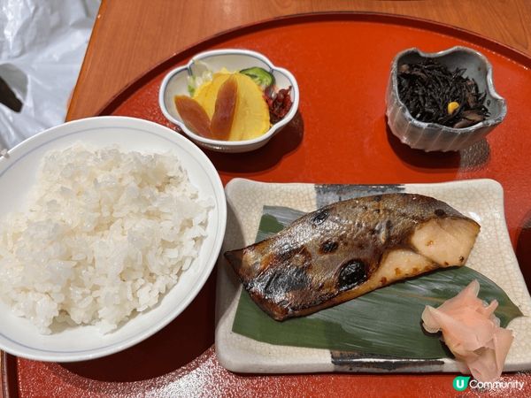 燒物開胃可口，燒雞翼更加好惹味，飯後可配上甜品，工作忙碌過後...