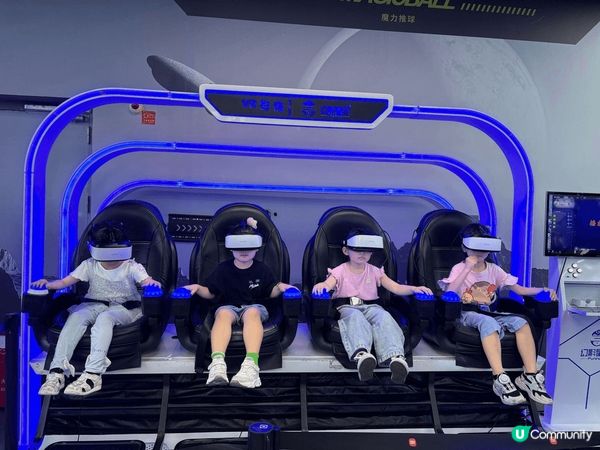 深圳寶安大仟里商場，就好潮玩，二百零蚊一大一細玩全日，最抵玩...