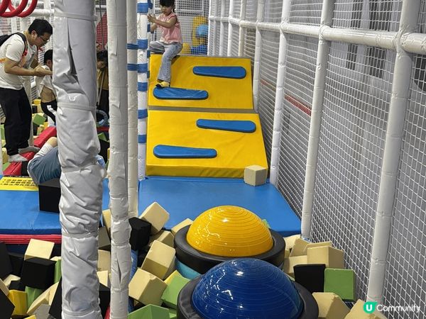 深圳寶安大仟里商場，就好潮玩，二百零蚊一大一細玩全日，最抵玩...