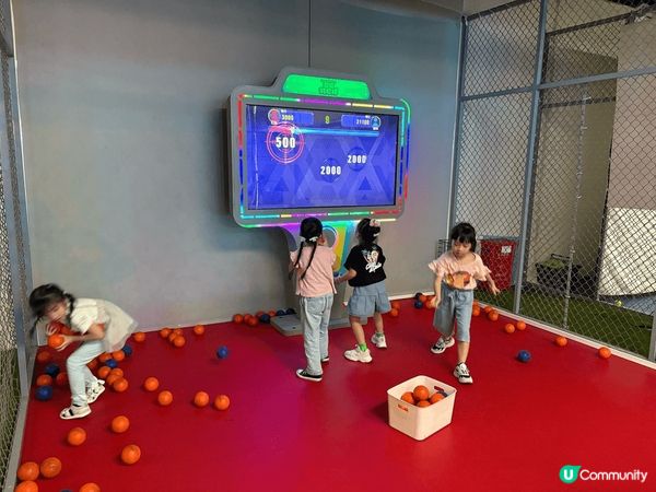 深圳寶安大仟里商場，就好潮玩，二百零蚊一大一細玩全日，最抵玩...