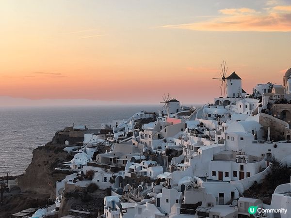 希臘Santorini同Mykonos都充滿可愛嘅藍白小屋，...