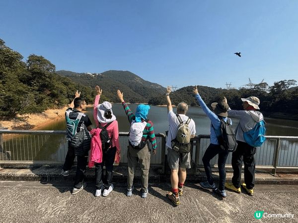 一班朋友行山穿搭， 行山地點大潭