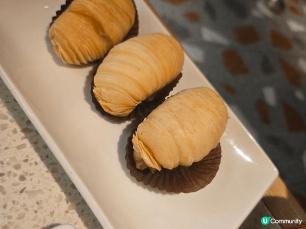 超愛上海名物，蒜泥白肉，蔴油雞，蘿蔔絲酥餅，紅油抄手，味道绝...