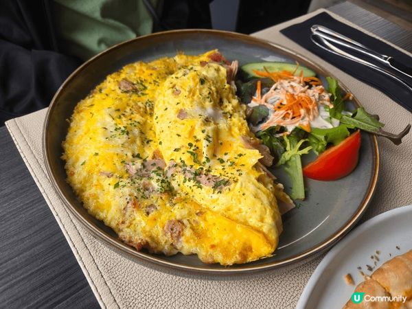 早前英法旅行時其中兩天的早餐，豐富得尼又補充營養，仲合乎個人...