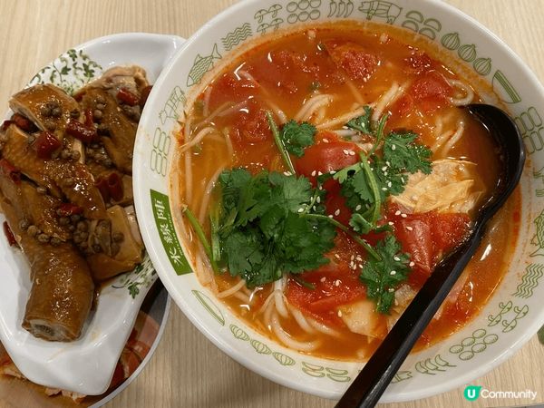 漢堡扒魚蛋魚皮餃車仔麵,漢堡扒煎得香口，咬落有肉汁,魚蛋彈牙...