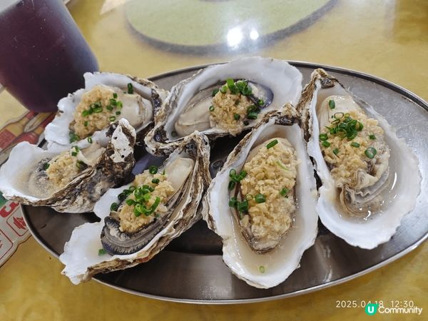 早前去廣州南沙嘅萬頃沙食海鲜，價錢便宜而食物質素不俗！