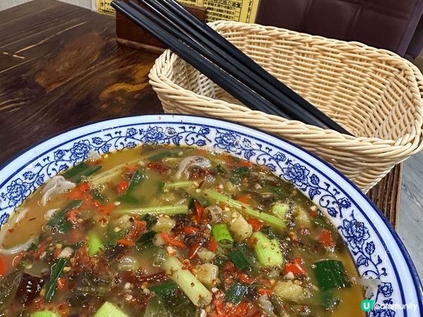 上星期六，無意中喺太子見到呢間樓上舖，叫「湖南老家飯店」，有...