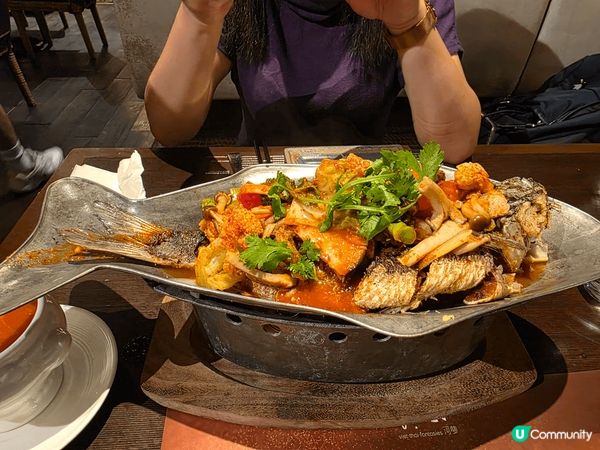 今次推介的是河夢，呢間係麗豪酒店下的泰國餐廳，本以為係酒店食...