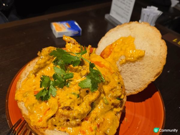 今次推介的是河夢，呢間係麗豪酒店下的泰國餐廳，本以為係酒店食...