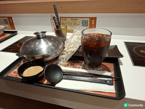 天水圍嘉湖銀座吉野家竟然有火車送餐，但它只能單一道線行車，但...