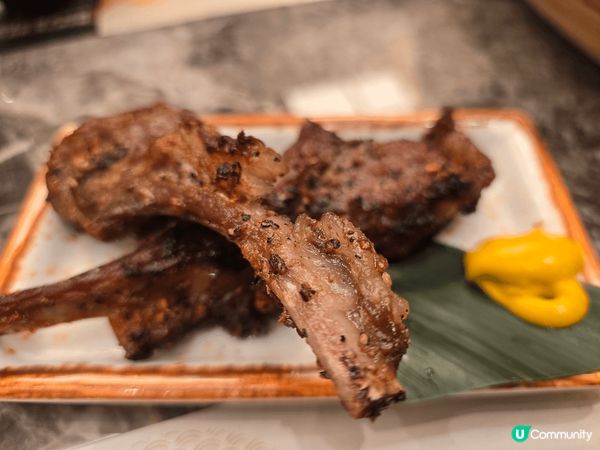 刺身好新鮮，壽司又多款式，而串燒同燒物仲好惹味