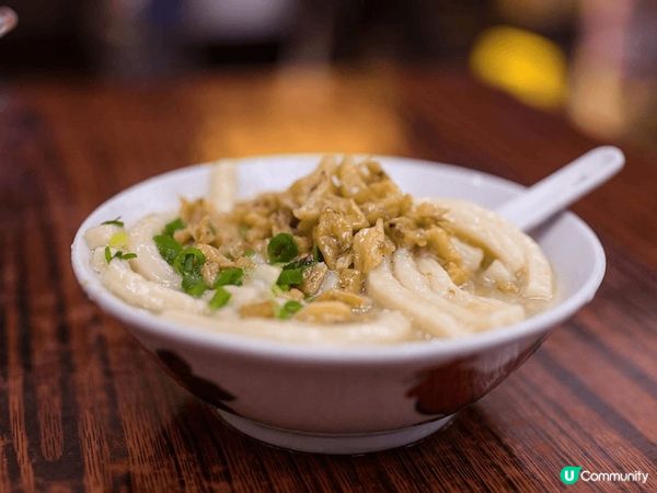 濃郁的湯頭帶有蝦米味及冬菇鮮味，還有少許脆口的豬油渣，加上自...