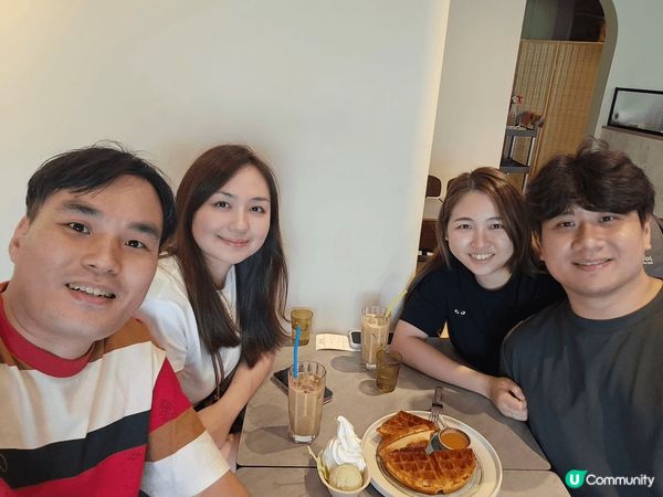 係新加坡cafe打卡食窩夫