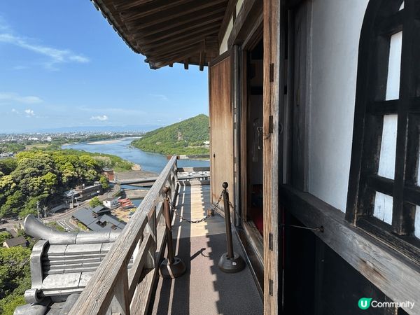 犬山城係日本國寶 好值得來影下相 天守閣觀景台位置視野好廣闊...
