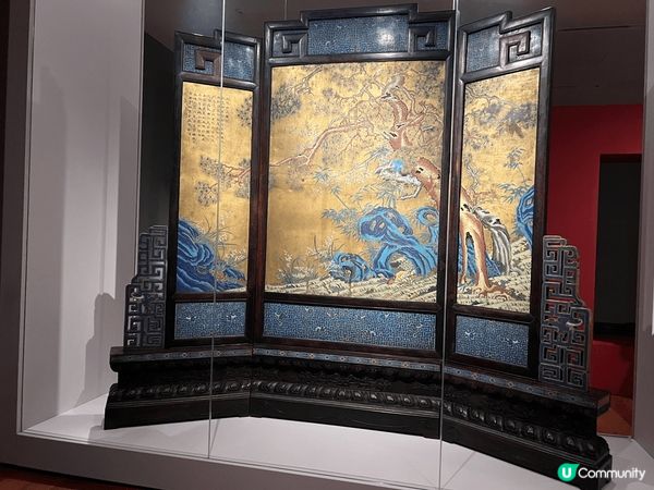 香港打卡熱點：香港故宮文化博物館，展示多件珍貴文物，當日是特...