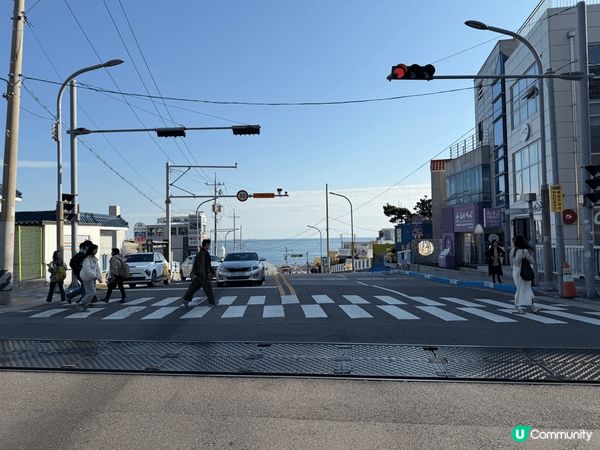 韓國釜山天空膠囊列車的青沙哺站，一落車就見到韓版的櫻木花道平...