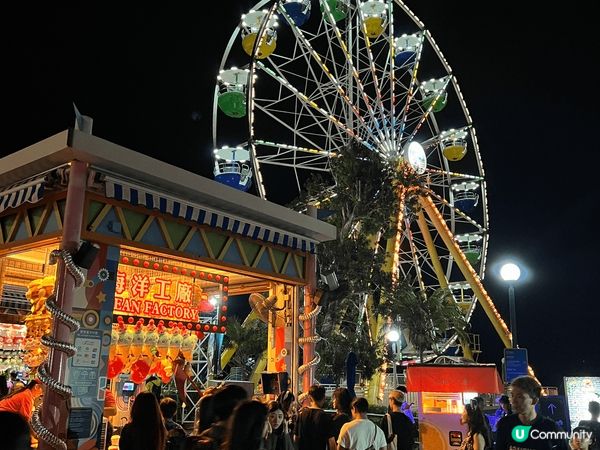 三張照片分別是海洋公園哈囉喂，台灣和澳門時的照片