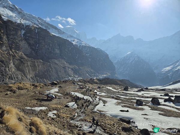 日照金山@尼泊爾Annapurna@海拔4130m .......
