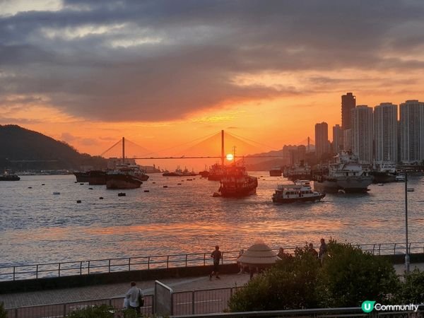 日落海景，海灣汀九橋遊船靚景，迷人景致，心懭神怡